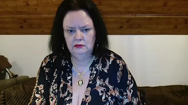 TiffanyMature online show from 11-08-25, 10:41