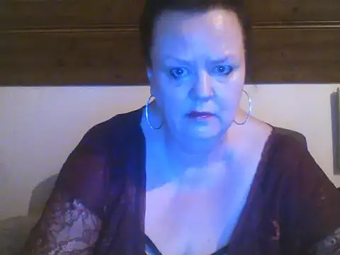 TiffanyMature online show from 04-14-26, 08:04