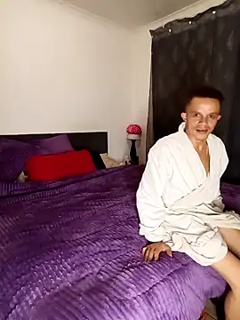 Brentrawbreed online show from 04-30-26, 06:58