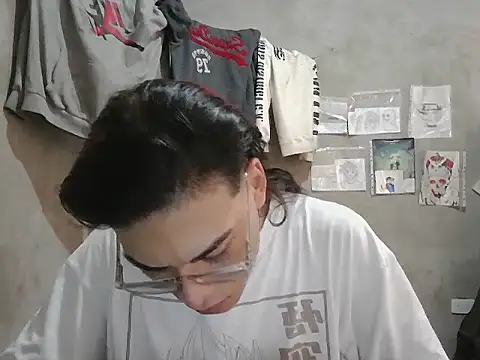 dirty model online show from 04-18-26, 06:01