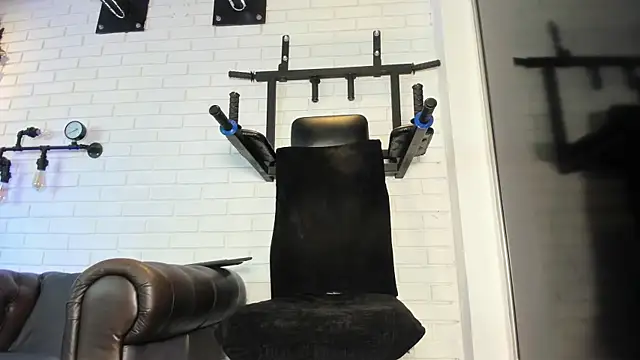 ItaloMoore online show from 10-07-25, 11:29