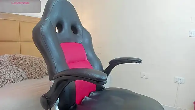 MELISSAROUGE online show from 05-23-26, 07:18