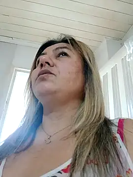 Nataly Foley online show from 10-05-25, 01:09