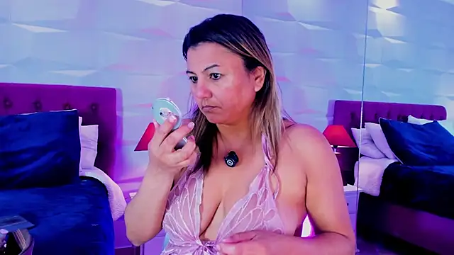 Nataly Foley online show from 03-04-26, 12:22