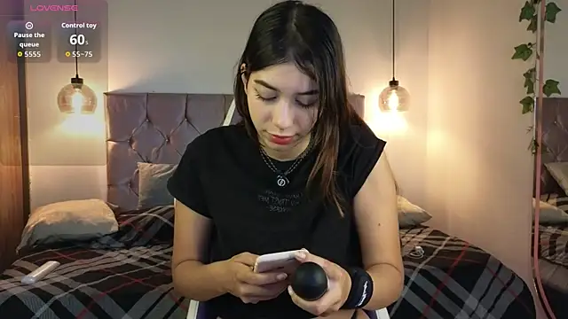 lila min online show from 09-15-25, 01:55