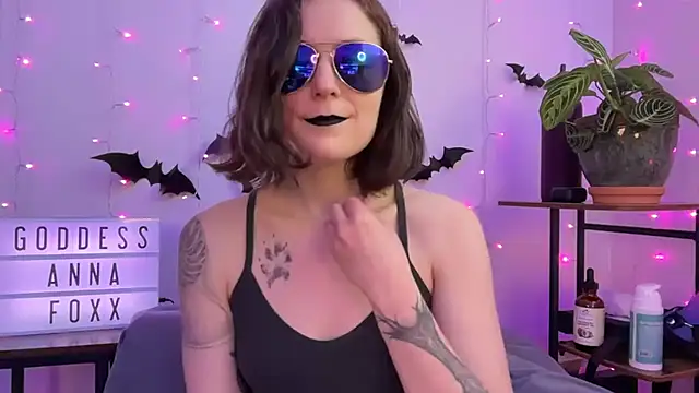 mistressannafoxx online show from 11-20-25, 09:47