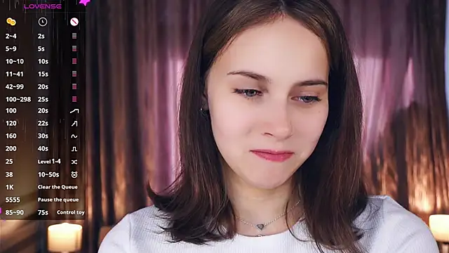 Snapshot of NylaNadler chatting on 10-03-25, 06:32 NylaNadler online show from 10-03-25, 06:32