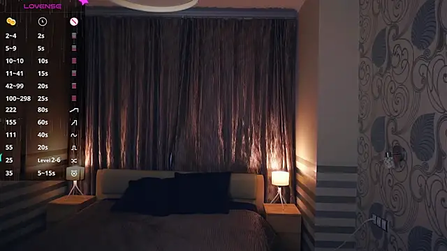 Snapshot of NylaNadler chatting on 10-06-25, 06:55 NylaNadler online show from 10-06-25, 06:55