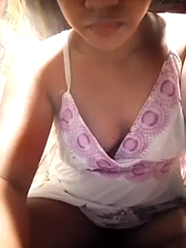 Snapshot of hotmomma8 chatting on 11-29-25, 08:45 hotmomma8 online show from 11-29-25, 08:45