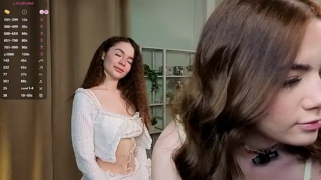 TashiaBosack online show from 11-22-25, 01:04