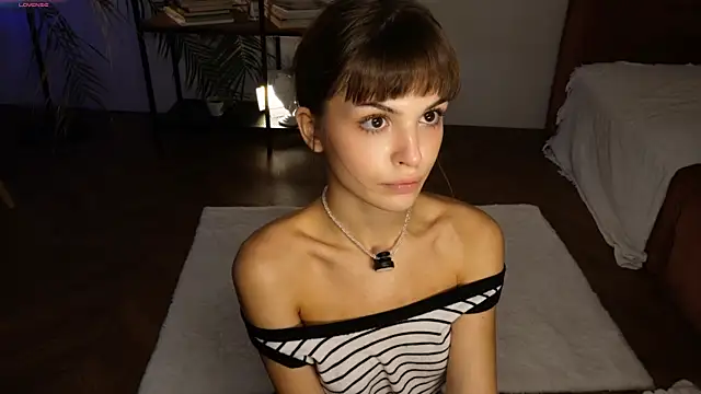 Snapshot of Eva_Zill chatting on 09-26-25, 07:34 Eva Zill online show from 09-26-25, 07:34