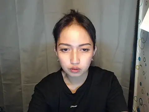 Snapshot of Soft_Angel8 chatting on 04-22-26, 08:28 Soft Angel8 online show from 04-22-26, 08:28