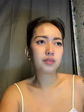 Snapshot of Soft_Angel8 chatting on 05-12-26, 06:32 Soft Angel8 online show from 05-12-26, 06:32