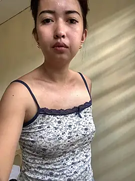 Snapshot of Soft_Angel8 chatting on 05-15-26, 01:01 Soft Angel8 online show from 05-15-26, 01:01