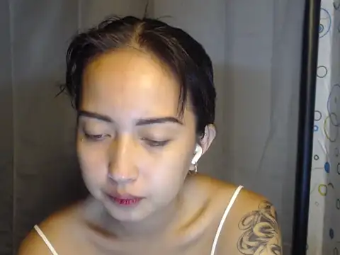 Snapshot of Soft_Angel8 chatting on 05-30-26, 03:36 Soft Angel8 online show from 05-30-26, 03:36