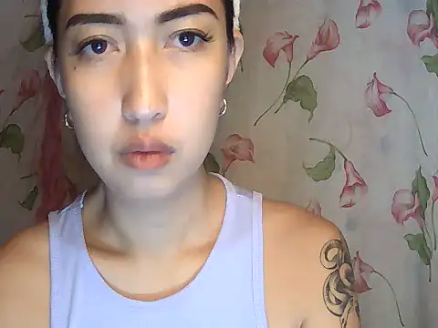 Snapshot of Soft_Angel8 chatting on 07-10-26, 04:50 Soft Angel8 online show from 07-10-26, 04:50