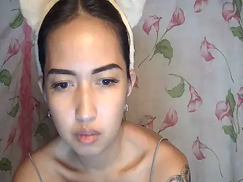 Snapshot of Soft_Angel8 chatting on 07-10-26, 05:37 Soft Angel8 online show from 07-10-26, 05:37