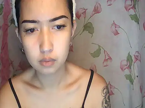 Snapshot of Soft_Angel8 chatting on 07-23-26, 10:57 Soft Angel8 online show from 07-23-26, 10:57