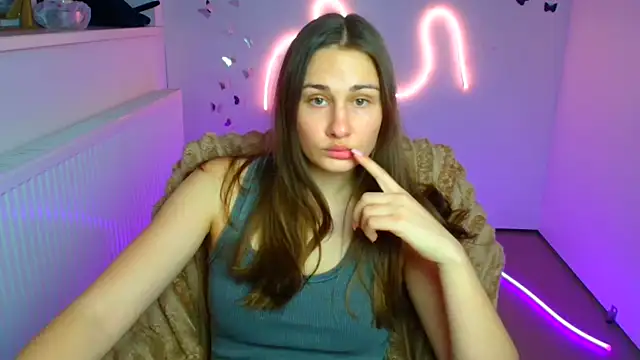 Stefanie Sweet online show from 03-23-26, 06:06