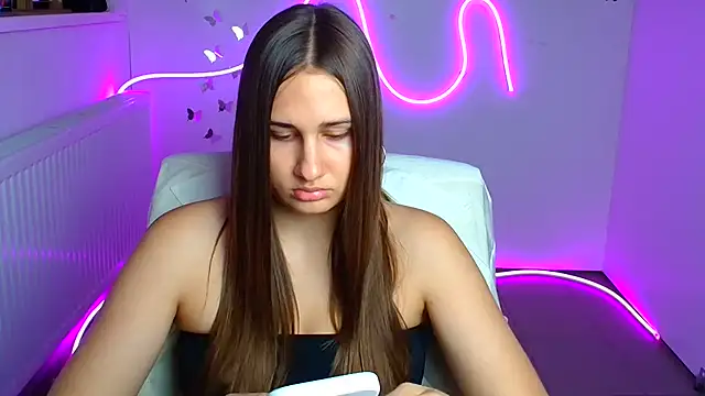 Snapshot of Stefanie_Sweet chatting on 07-17-26, 05:36 Stefanie Sweet online show from 07-17-26, 05:36
