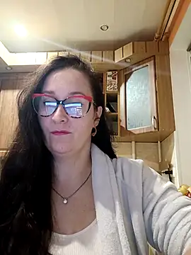 Amandda  online show from 10-25-25, 03:51