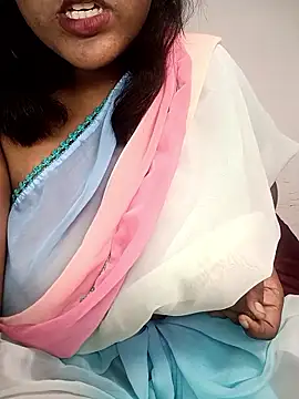 Snapshot of Cute_mikii chatting on 11-09-25, 10:46 Cute mikii online show from 11-09-25, 10:46