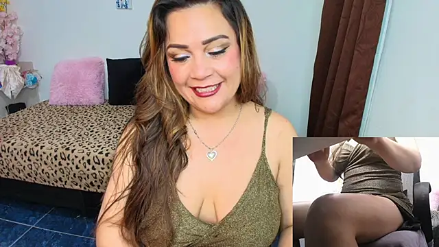 Paulina-Becerraa online show from 05-27-26, 04:09