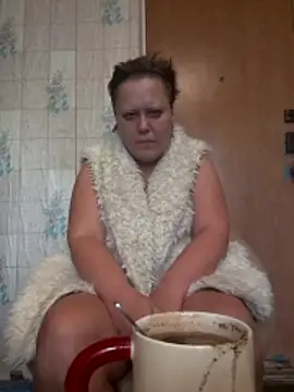 Snapshot of Tupo070481 chatting on 10-20-25, 11:21 Tupo070481 online show from 10-20-25, 11:21