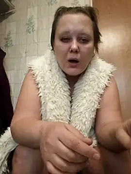 Snapshot of Tupo070481 chatting on 10-24-25, 12:45 Tupo070481 online show from 10-24-25, 12:45