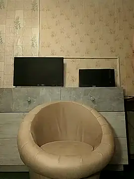 Snapshot of Tupo070481 chatting on 10-30-25, 07:25 Tupo070481 online show from 10-30-25, 07:25