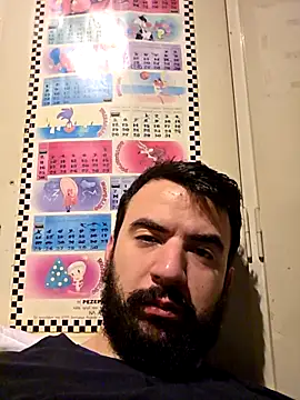 Snapshot of mhtsos331 chatting on 11-08-25, 01:28 mhtsos331 online show from 11-08-25, 01:28