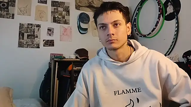 Dioniso guy8 online show from 10-06-25, 04:59