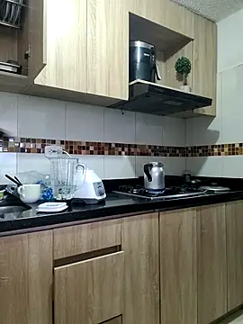 BiiancaEstradaa online show from 10-27-25, 10:03