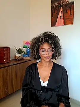 BiiancaEstradaa online show from 07-25-26, 10:07