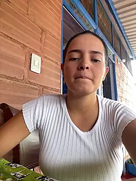 Mia jhoonson online show from 04-23-26, 06:32