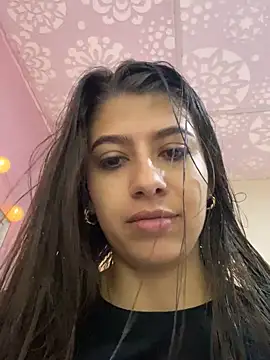 Lenapink19 online show from 11-30-25, 04:22