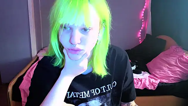 Elieiza xo online show from 04-24-26, 09:23