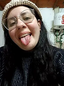marmary84 online show from 06-19-26, 04:39