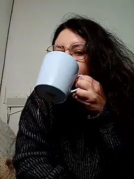 marmary84 online show from 06-19-26, 06:23