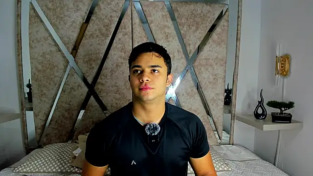 jayd muscle online show from 10-24-25, 06:43