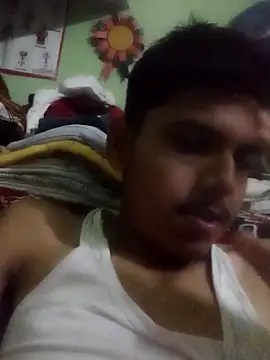 Sexyboyrudra12 online show from 11-04-25, 08:02