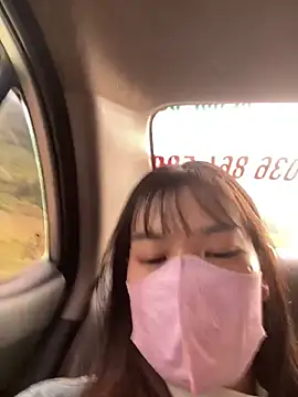 PhanHaa online show from 11-07-25, 01:38