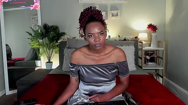 HotStellaaa online show from 10-03-25, 08:22