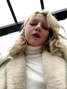 EveLittleSinner online show from 10-24-25, 08:44