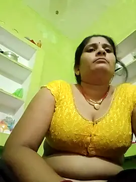 Snapshot of Hot-piuy chatting on 09-11-25, 08:25 Hot-piuy online show from 09-11-25, 08:25