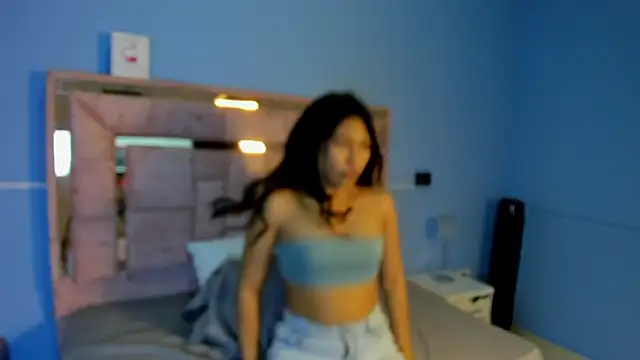 LICKY LOV online show from 09-12-25, 03:06