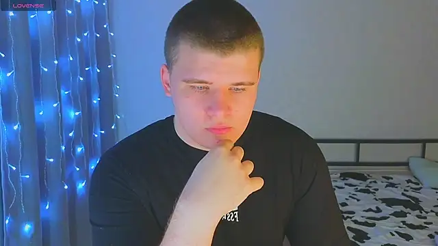 kittenmurr online show from 11-23-25, 02:11