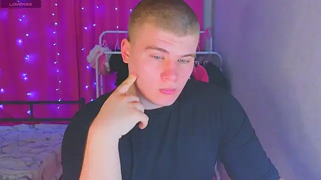 kittenmurr online show from 02-21-26, 08:21