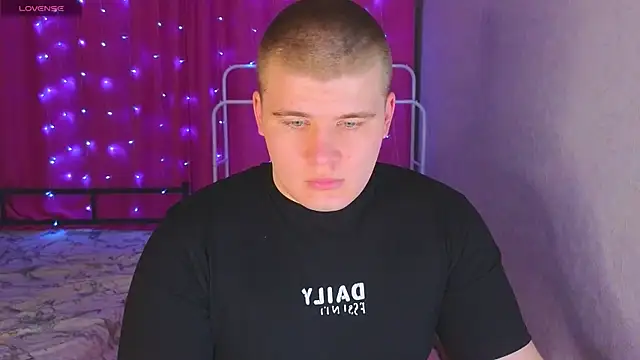 kittenmurr online show from 04-08-26, 07:58