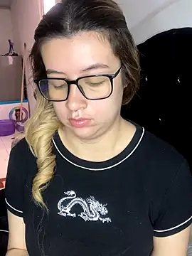 Blair Bunnyy online show from 11-19-25, 06:08